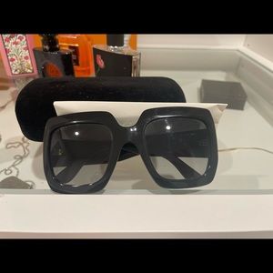 Gucci sunglasses 54mm
